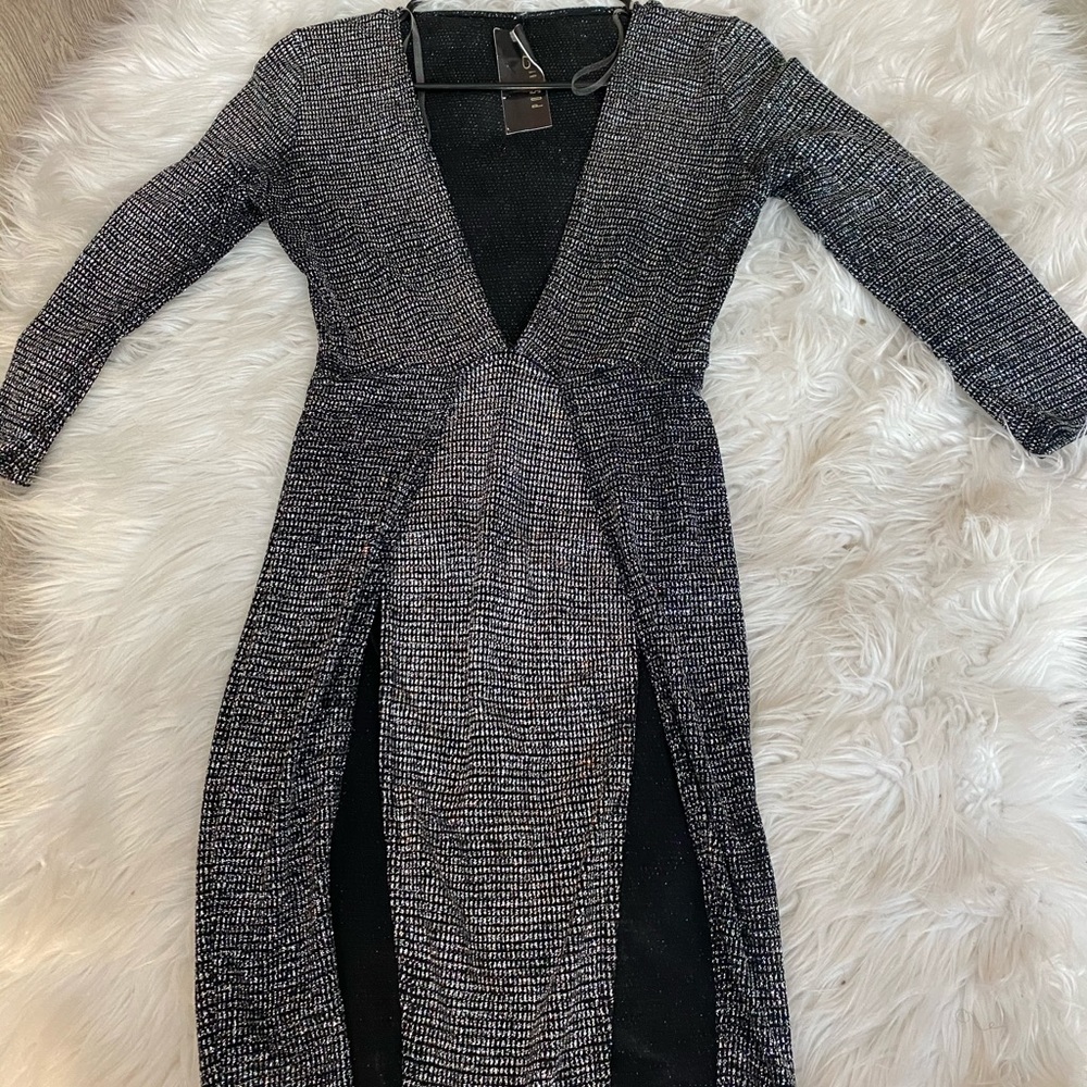 Metallic short dress with double splits